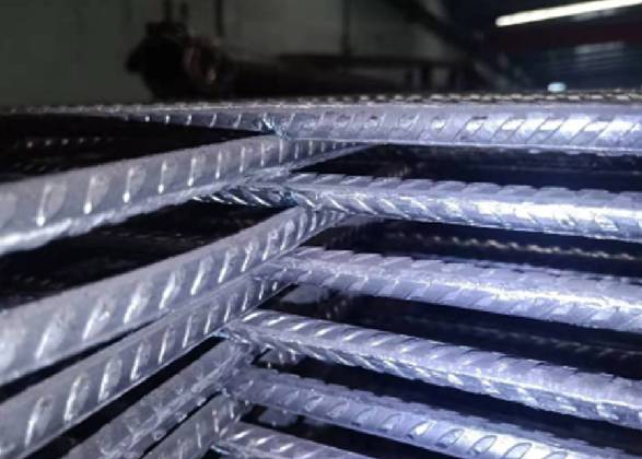 Slab mesh reinforcement for footing slab, beam and piers