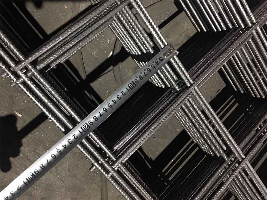 RL718 / RL818 / RL918 / RL1018 / RL1118 / RL1218 Rectangular reinforcement steel mesh
